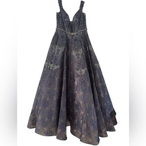 Ellie Wilde by Mon Cheri Navy Gown NWT